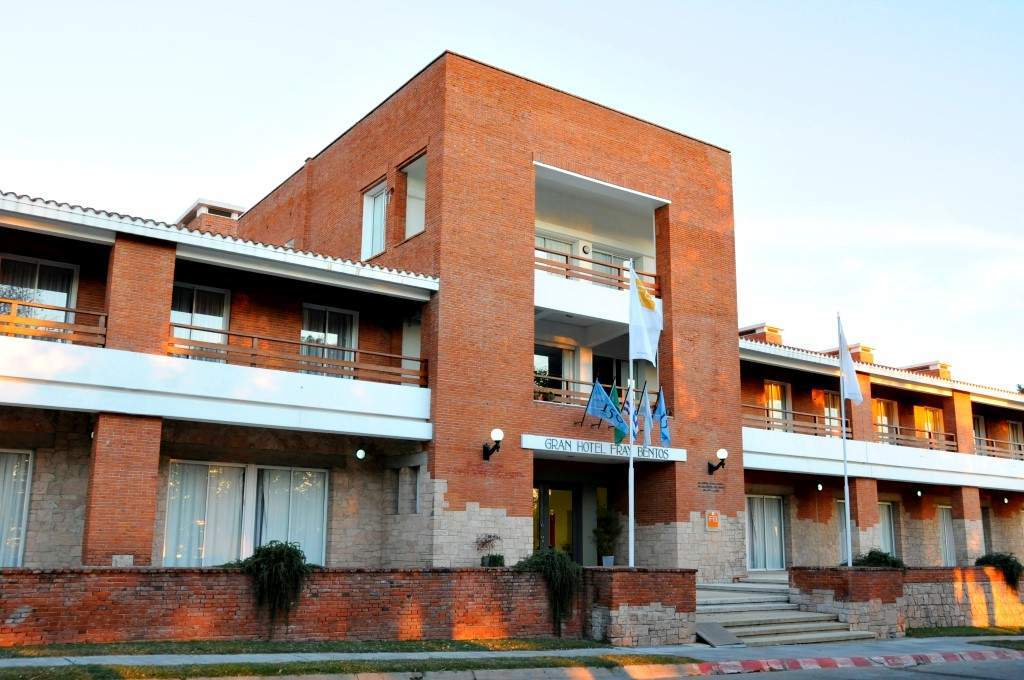 Gran Hotel Fray Bentos Exterior foto
